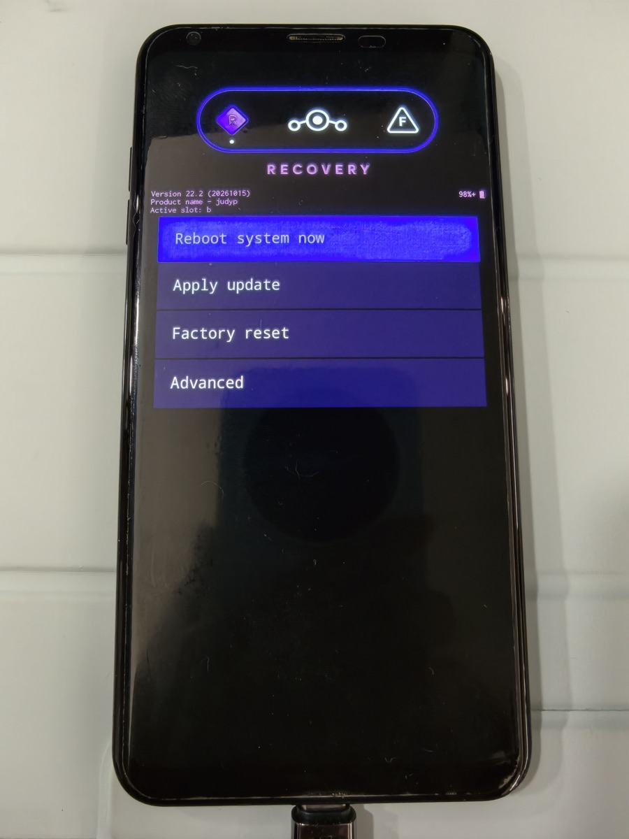 第一次進到 LineageOS Recovery 22.2 的主選單